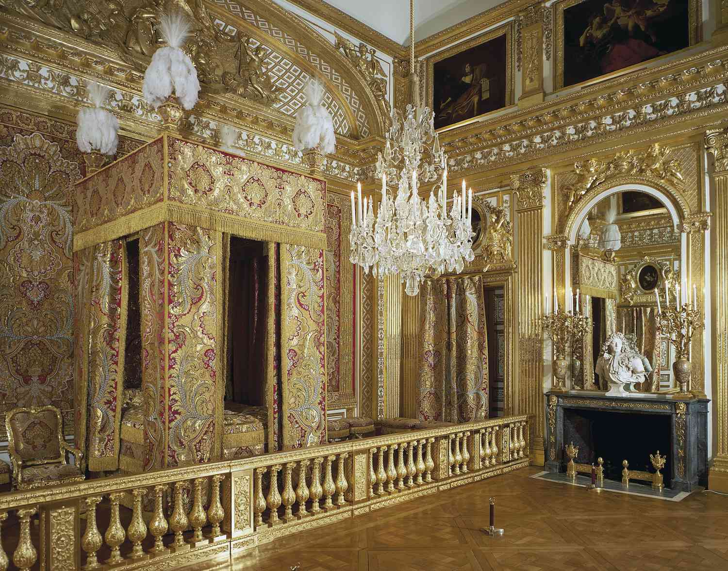El dormitorio del Rey en el Palacio de Versalles en Francia
