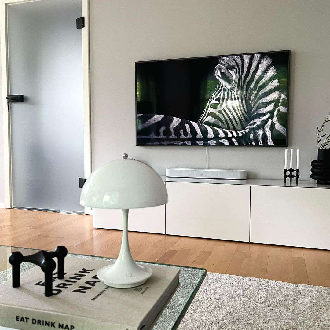 decoracion de paredes de salon en blanco y negro
