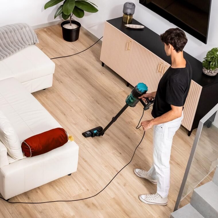 Cecotec Aspiradora Escoba con Cable Conga Popstar 600 Vital, 600 W, Tecnología Ciclónica Sin Bolsa, Poder De succión de 18 kPa, Depósito de 500 ml Fácil de Extraer, Cabezal 360º Twisted - Imagen 8